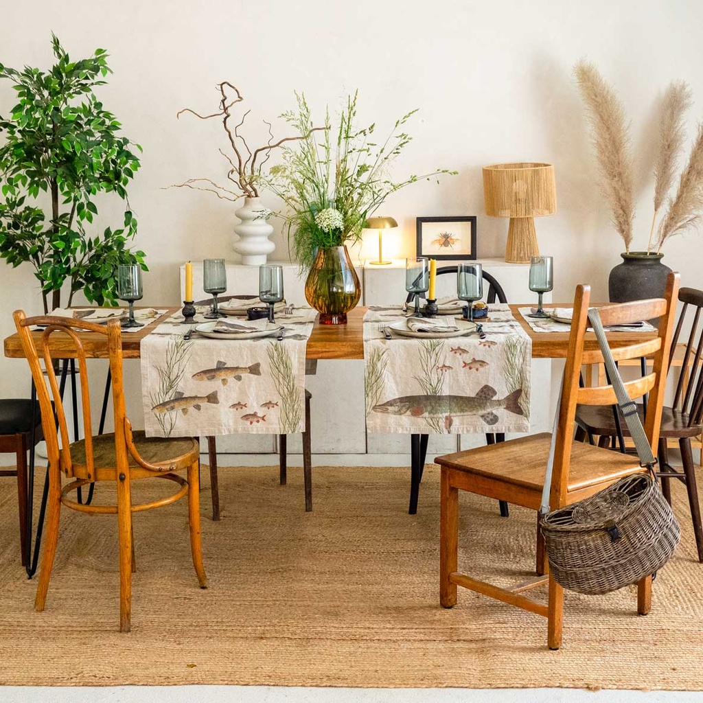 8002SUR-FF-Linoroom-Table-Runner-Freshwater-Fish-SQ10.jpg