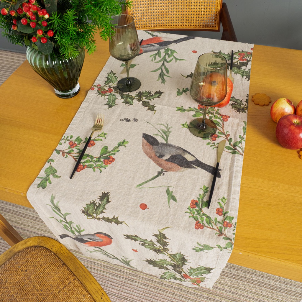 Table Runner WINTER BULLFINCH / 48x136cm,  Natural